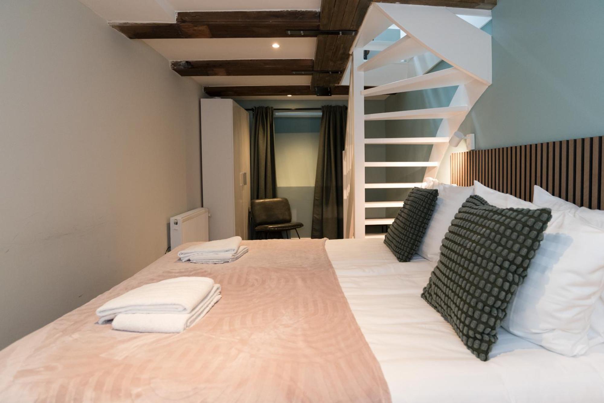 1001 Nights Boutique Lofts Hotel Haarlem Exterior foto